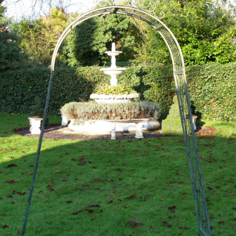 Beautiful Metal Annie Arch