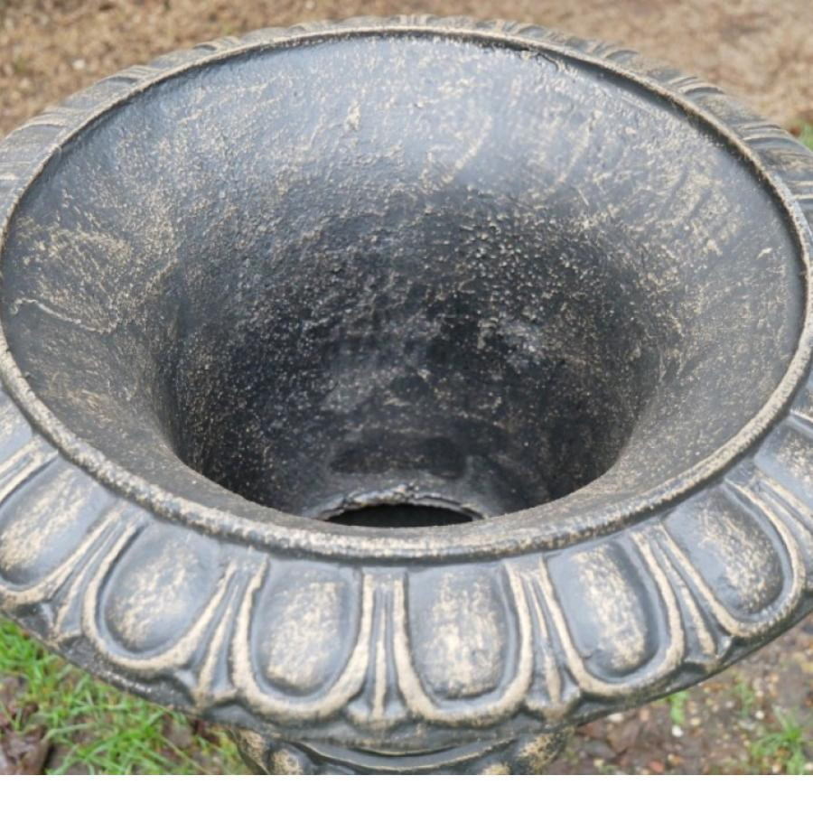 Cast Iron Bronze Classic Urn