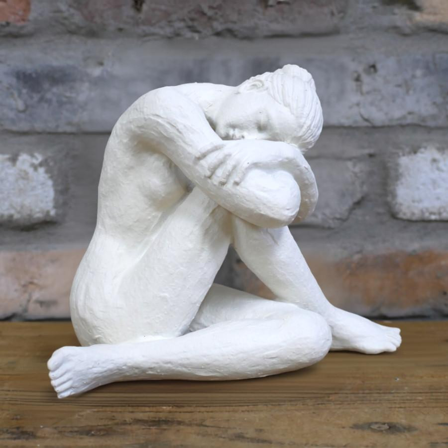 Sitting Lady – Contemporary Resin Sculpture 