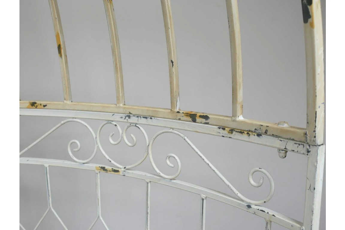 Rustic Arch Bench 