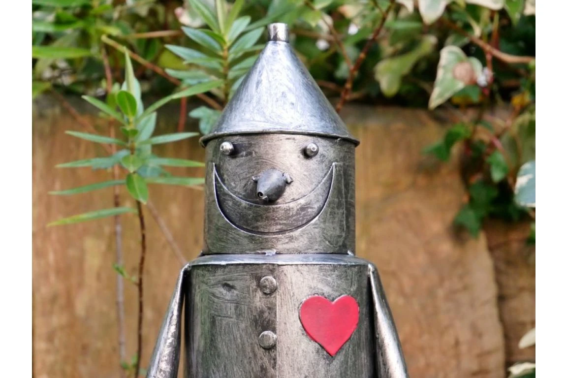 Small Tin Man Statue – Silver Metal Garden Figure 