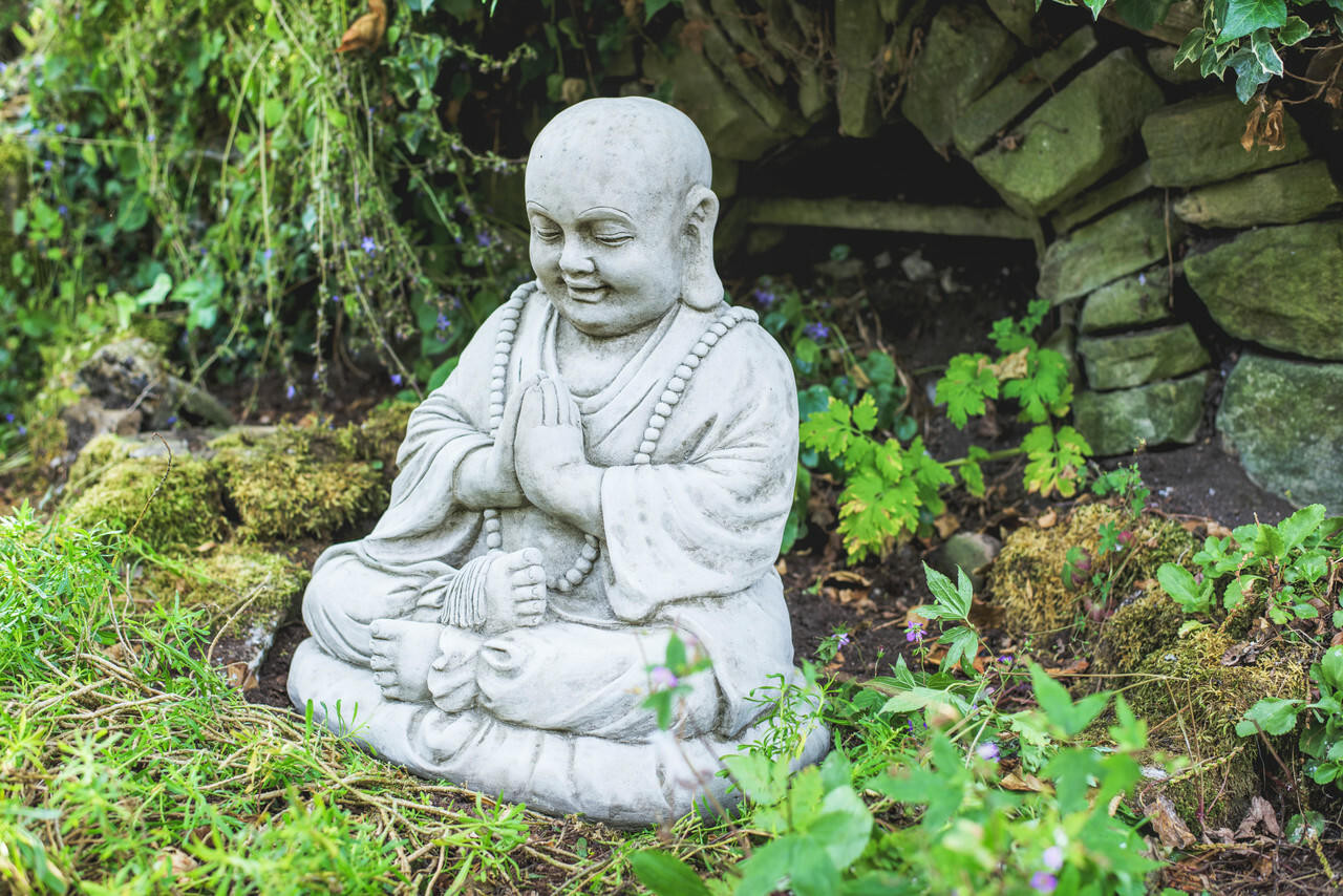Stone Cast Garden Ornaments | Buddha Statues | Large Monk Garden Statue