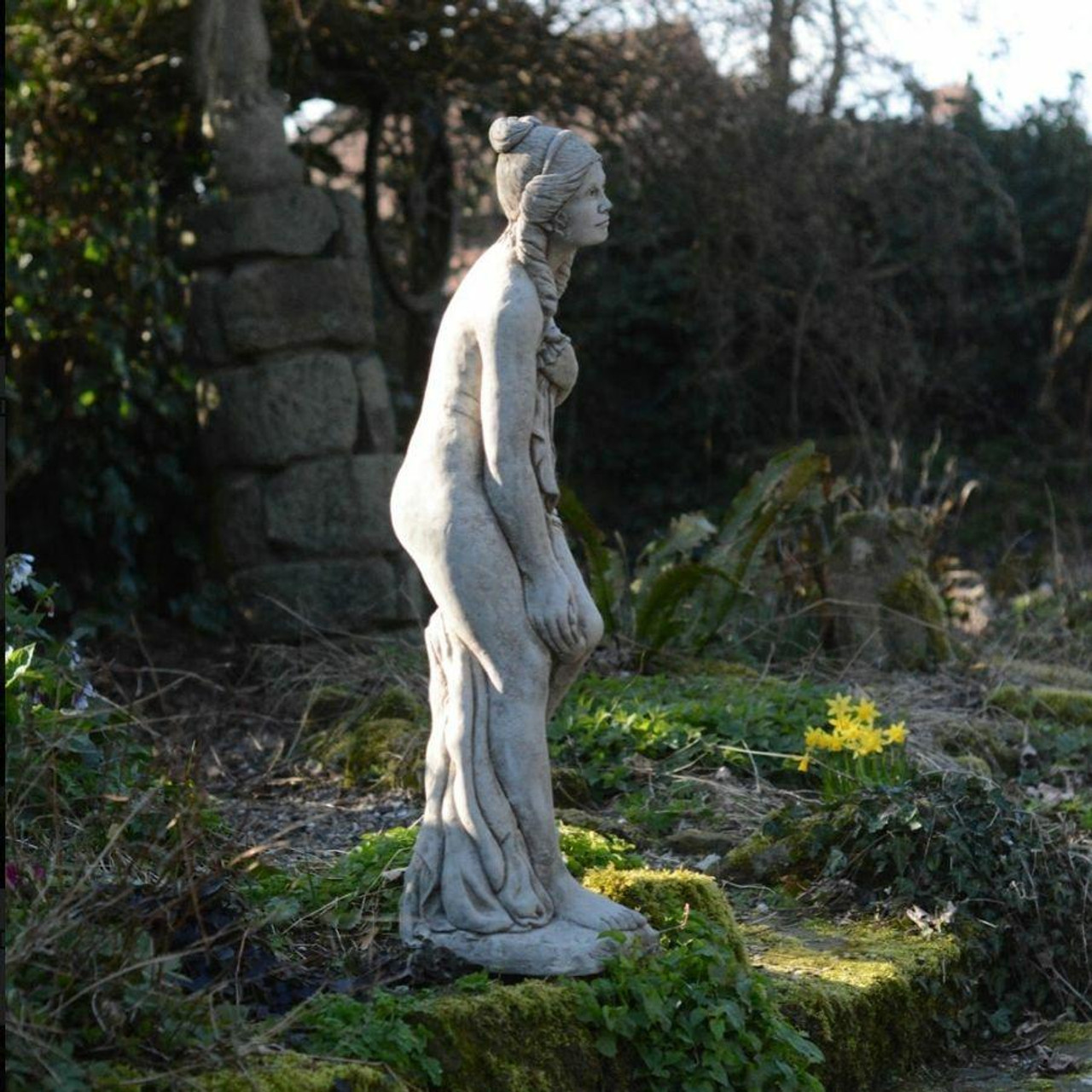 Bathing Lady Classic Stone Cast Woman Statue