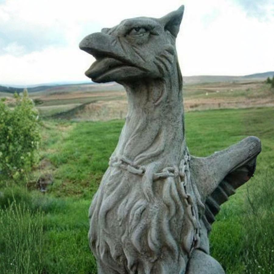 Large Winged Stone Griffin Ornament Gargoyle Gryphon Style 