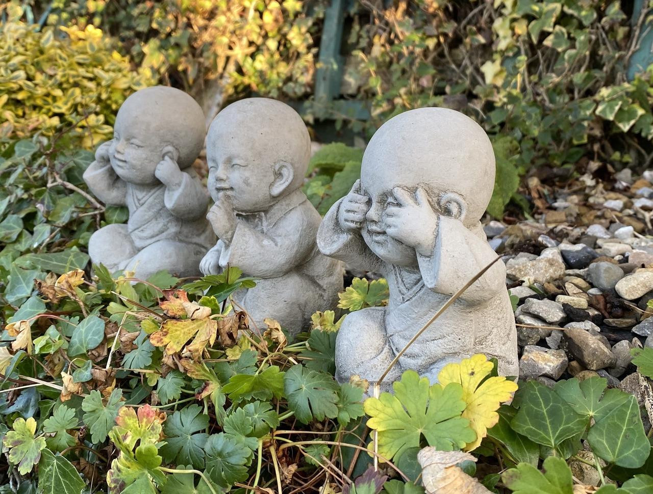 3 Small Monks Set – Garden Ornaments