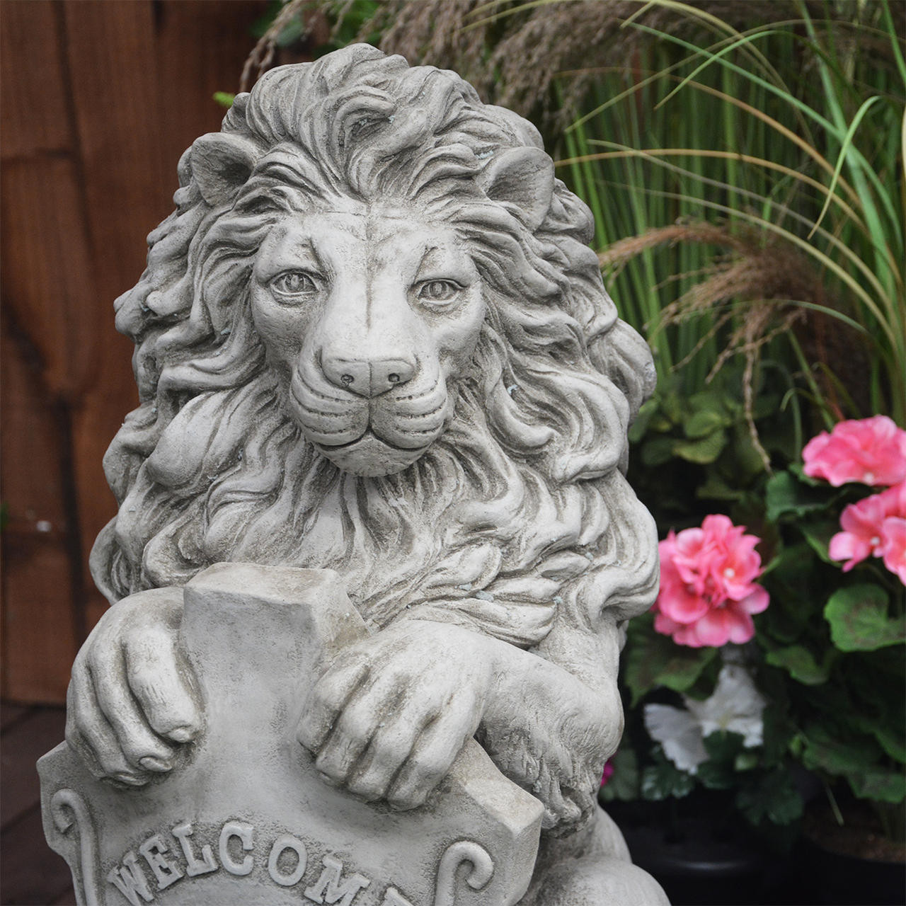 Majestic Gatepost Lion status with Welcome Shield