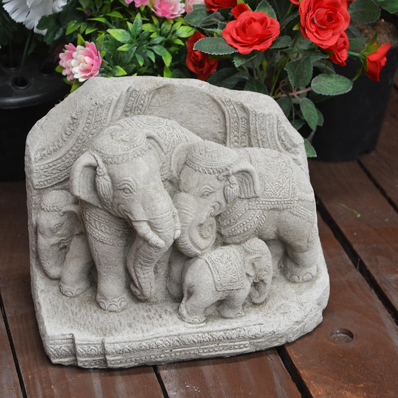 Stunning Elephant Family Garden Ornament