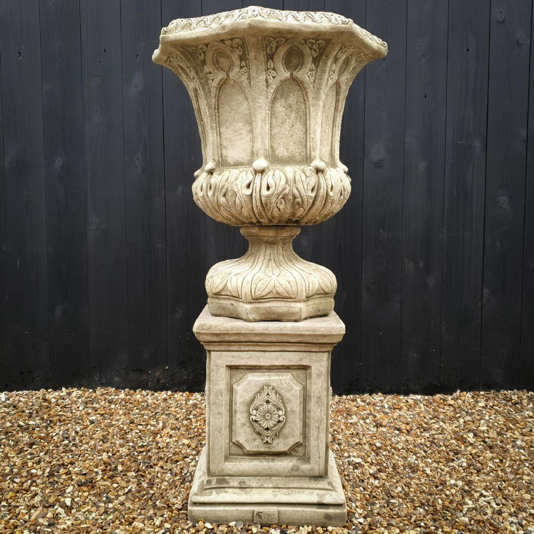Gothic Octagonal Urn 