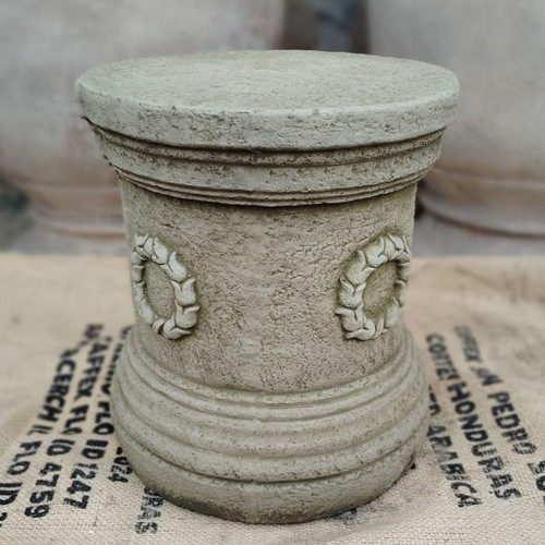 Stone Cast Classical Wreath Pedestal 