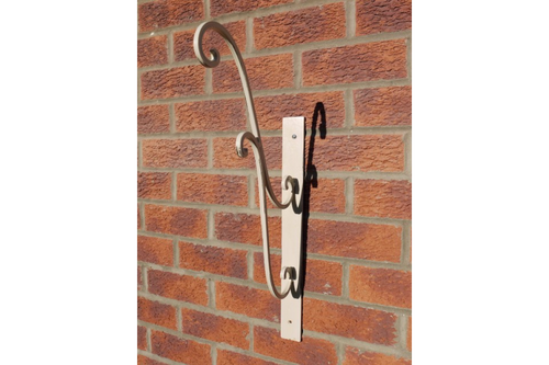 Cream Wall Bracket – Decorative Garden Hanger