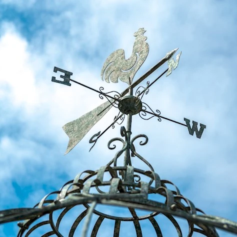 Baroque Cockerel Gazebo – Metal Garden Structure