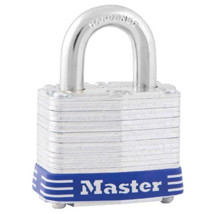 Master Lock-    3 D- Pad Lock- With 2 Keys