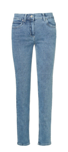 7/8 Angelika Magic Stretch Jeans in Blue Black