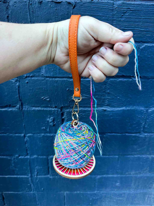 Yarn spinner (portable) - For the Love of Yarn