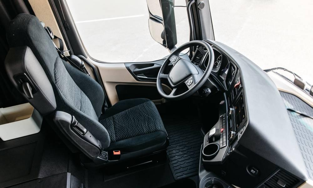 Best Semi Truck Seat: A Comprehensive Guide to Comfort and Health on the Road