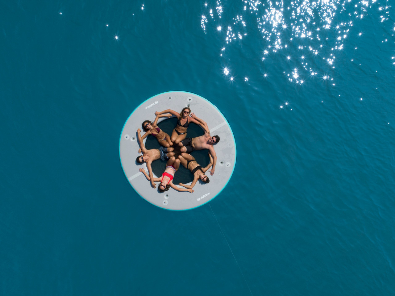 Swimline Solstice Inflatable 10' X 10' Circular Mesh Dock, 38100 - EZ ...