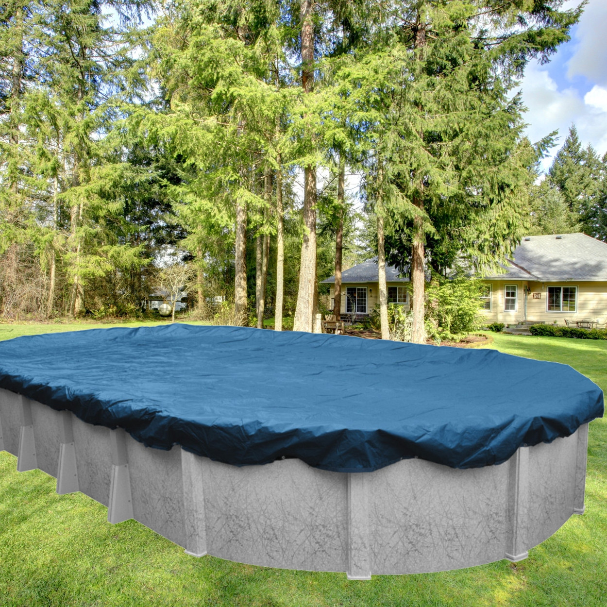 Deluxe 15' x 30' Oval Above Ground Pool Winter Cover with 4' Overlap ...