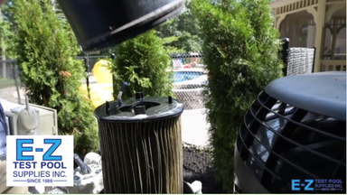 How to Manually Clean a D.E. Pool Filter