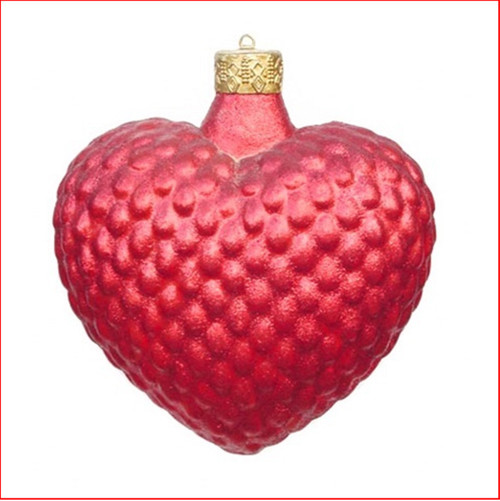 The Polyresin Red Heart Hanging Ornament, is great for a hanging decoration from the ceiling in shopping centres, foyer or your Christmas display.
