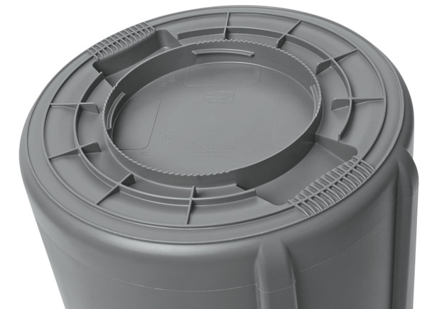 FG264360GRAY - Specially designed base can withstand dragging across rough and difficult surfaces