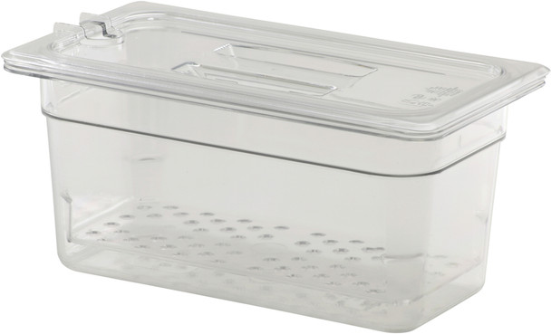 30CWCHN135 - Third sized Polycarbonate Notched Cover with Handle placed upon a 100% transparent polycarbonate GN 1/3 pan with colander pan insert
