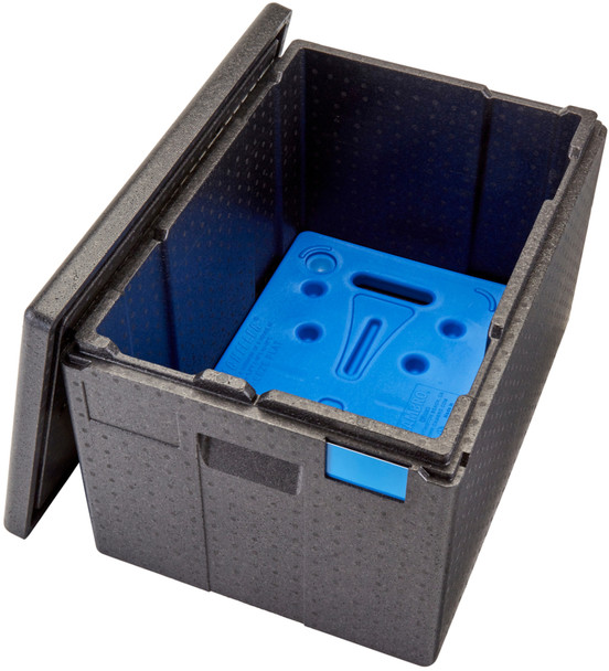 CP3253443 - GN 1/1 camchiller placed in the bottom of a top loading insulated food pan carrier