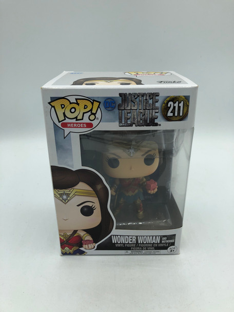 Wonder Woman with Mother Box #211 - (33877)
