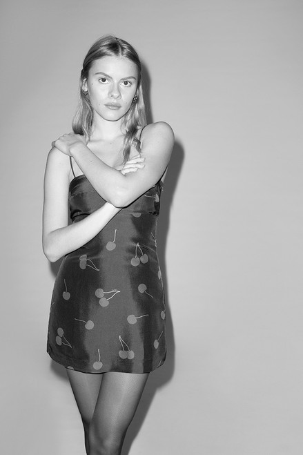 The Christy - Wild Cherry, model shot