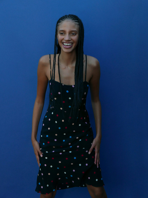 The Amelia - Post Modern