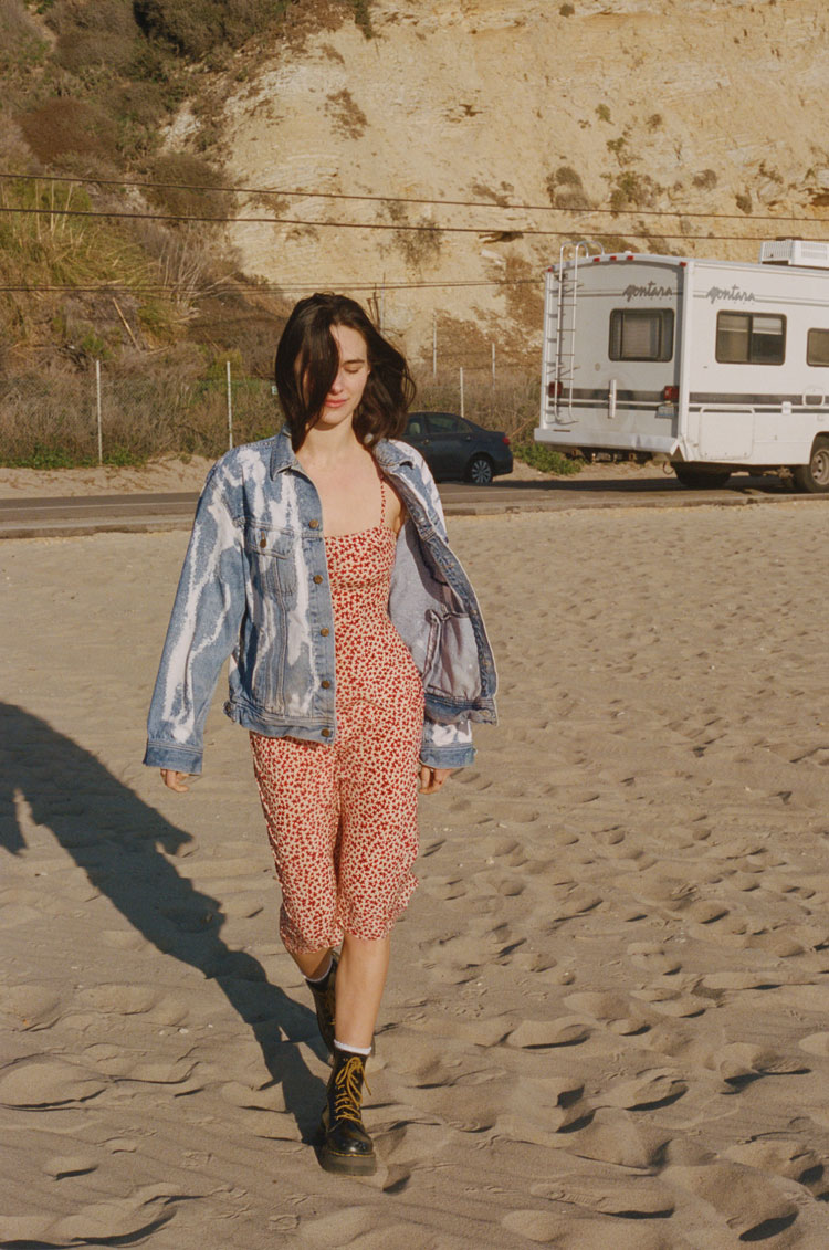 The Amelia - Nudité