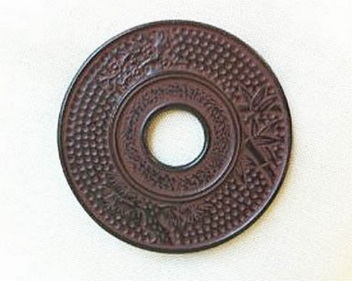 Burgundy Bamboo Cast Iron Teapot Trivet