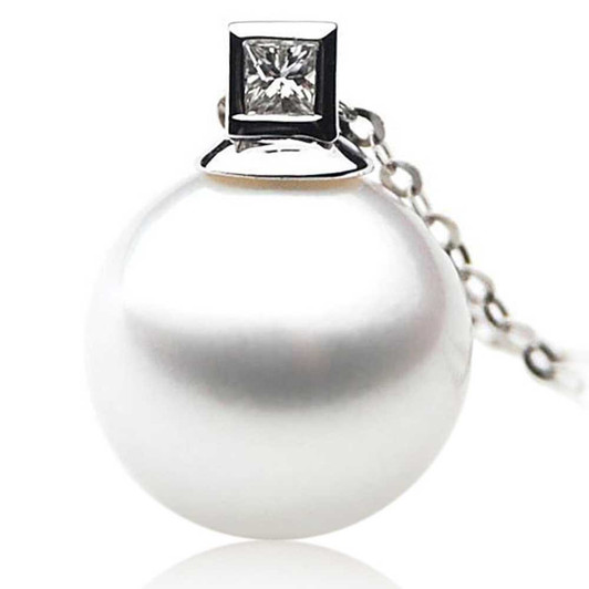 SP067 (AAA 13mm Australian South Sea Pearl Pendant In Heavy 18k White Gold With A Princess Cut 0.05ct Diamond) Pearl Pendants Pacific Pearls