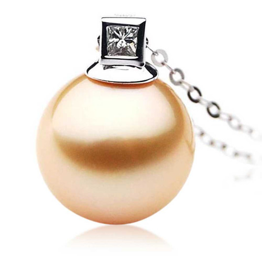 GP061 (AAA 13mm Australian Golden South Sea Pearl Pendant In 18k White Gold With Princess Cut Diamond ) Pearl Pendants Pacific Pearls