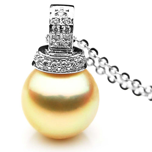 GP077 (AAA 13mm Australian Golden South Sea Pearl Pendant In Heavy 18k White Gold And Diamonds ) Pearl Pendants Pacific Pearls
