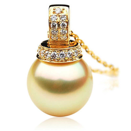 GP078 (AAA 13mm Australian Golden South Sea Pearl Pendant In Heavy 18k Gold And Diamonds ) Pearl Pendants Pacific Pearls