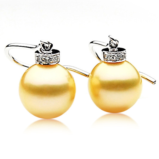 GE027 (AAA 11mm Australian Golden South Sea Pearl Earrings and Diamond)