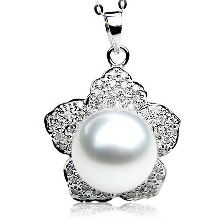 SP085 (AAA 13mm Australian South Sea pearl Pendant .49ct Diamonds Heavy 18k White Gold )