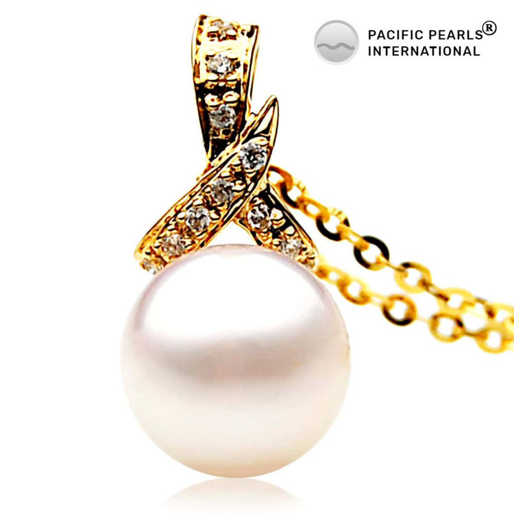 A Classic Gift –Buy  Pearl Pendants for Christmas