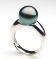 TR067 (AA+  10mm Tahitian Black pearl Ring in Silver)