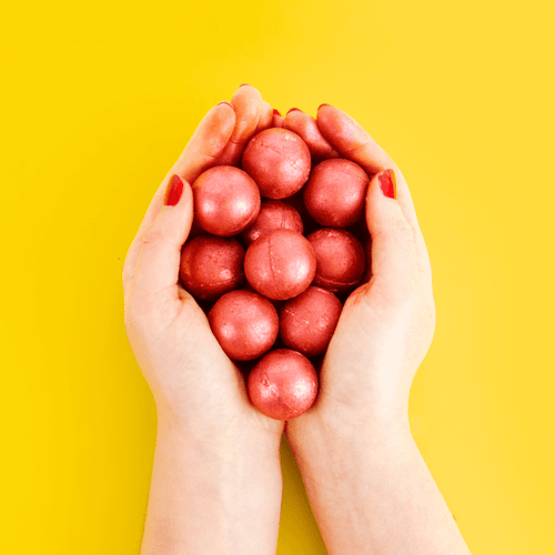 Celebrate the festive season anytime and infuse your bath-time routine with the enticing aroma of mulled wine using our Mulled Wine Bath Bombs.