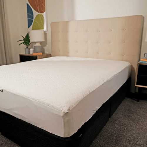 Brolly Sheets - Mattress Protector Quilted features a unique waterproof backing, making it one of the most comfortable padded mattress protector out there.