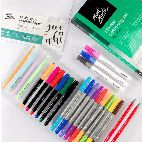 Mont Marte - Marker Lettering Set 34 pack has a range of markers & pens that are perfect for creating fine or bold lines, sweeping strokes & special effects.