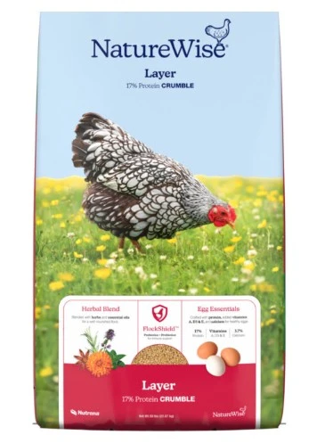 Nutrena® NatureWise® Layer Crumble Poultry Feed