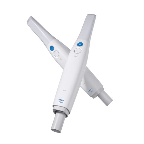 Two MEDIT i700 Wireless pieces are assembled against a white background. Two MEDIT i700 Wireless pieces are assembled against a white background.