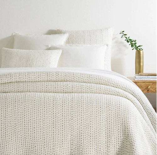 Taft Neutral Quilt​