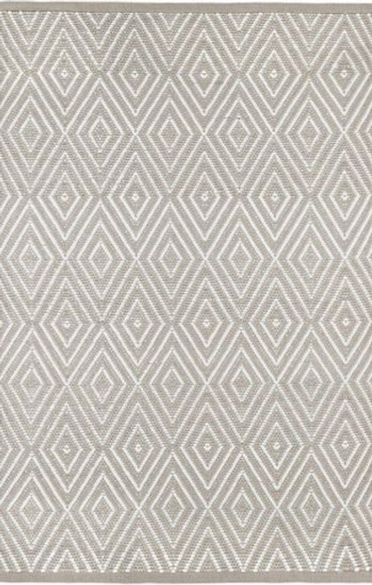 Diamond Platinum and White Indoor/Outdoor Rug Diamond Platinum and White Indoor/Outdoor Rug