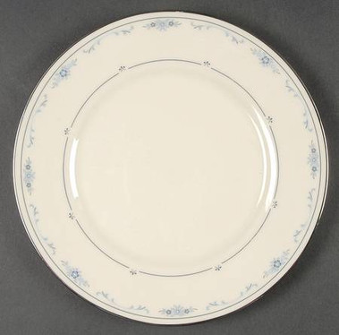 Carolina Round Salad Plate