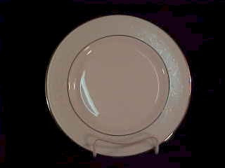 Opal Innocence Round Salad Plate