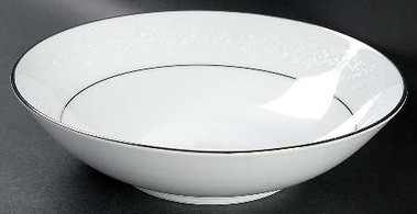 Buckingham Round Vegetable or Serving Bowl