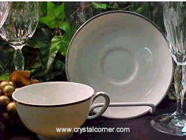 Ivonne Noritake Dinner Plate Ivonne Noritake Dinner Plate